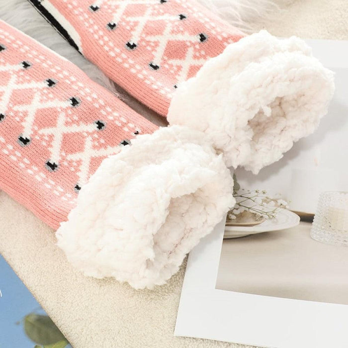 Classic Non-Slip Slipper Socks – Secure Fit and Warm Comfort