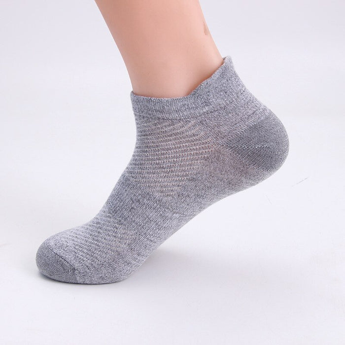 Casual and Comfortable Striped Socks