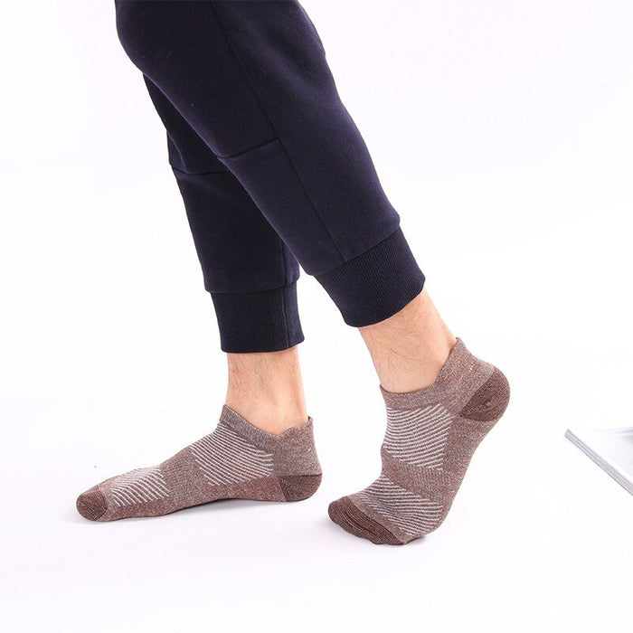 Casual and Comfortable Striped Socks