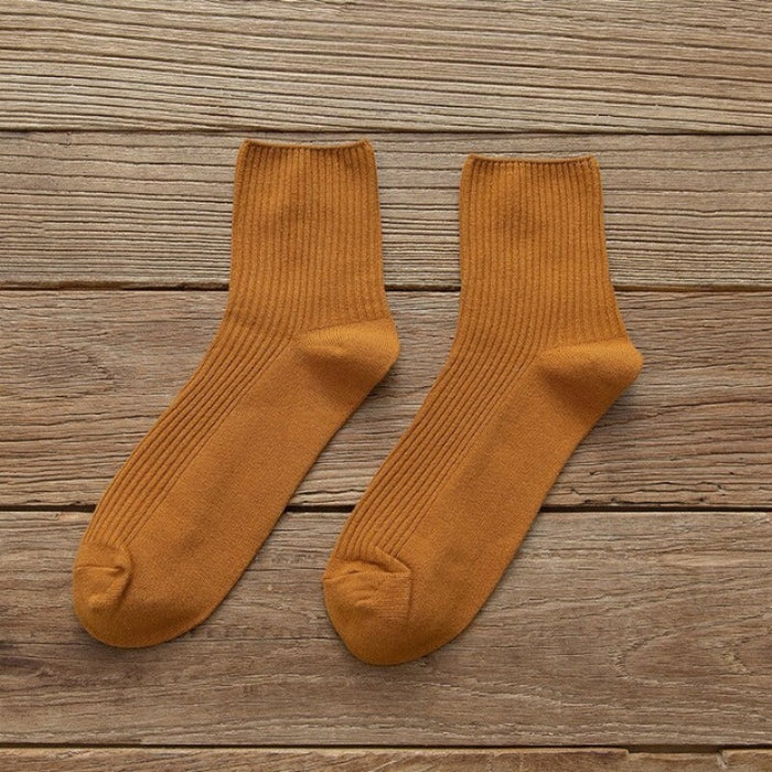 Casual Vertical Pattern Socks